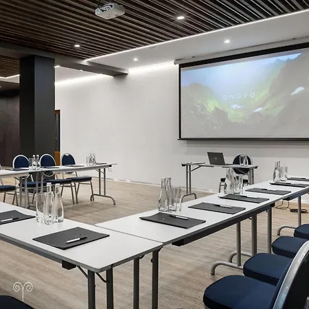 Onovo Dendra Hotel 4*