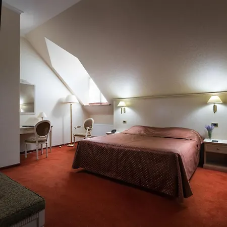 Onovo Dendra 4*